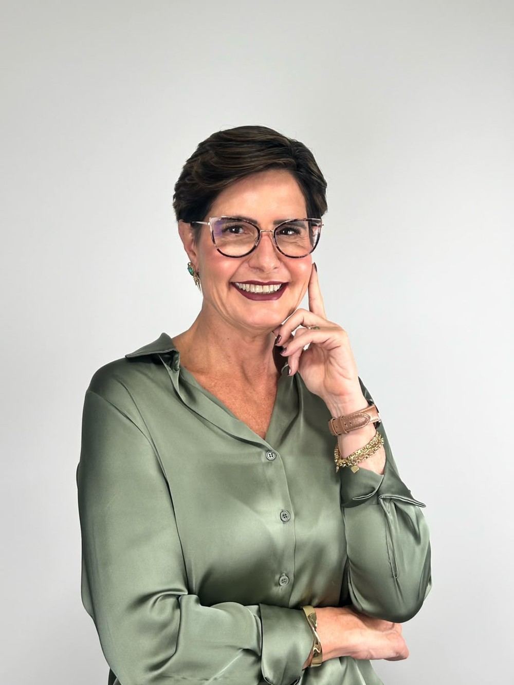 Dra. Cláudia Assis